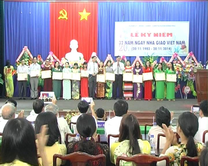 Во Вьетнаме отмечается День учителя 20 ноября